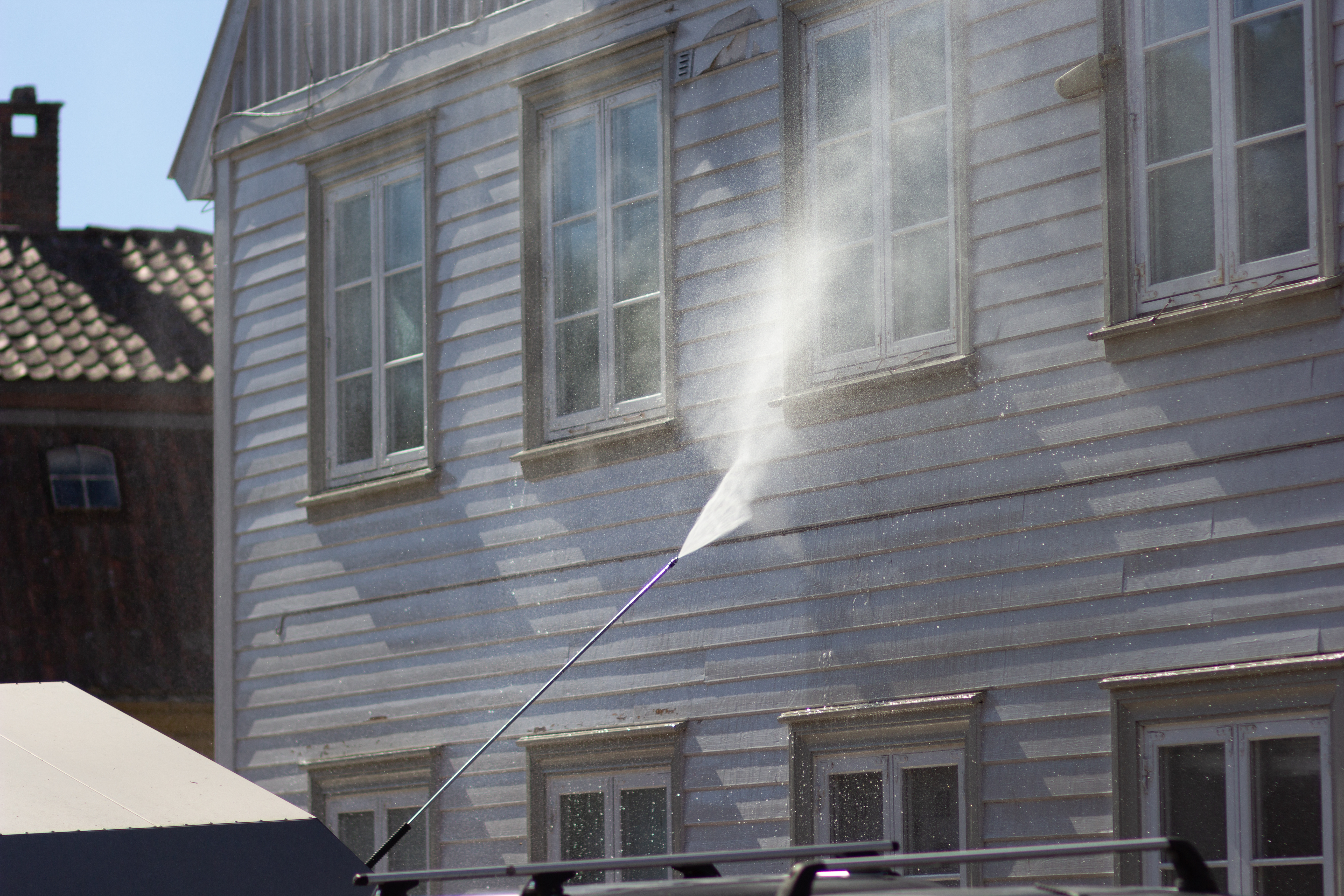 pressure washing my home